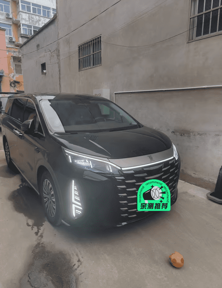 Xevaban.com ở 214 Giải Phóng là đơn vị chuyên cung cấp phụ kiện oto, đồ chơi oto, đồ chơi byd m9, phụ kiện byd m9, xevaban, 214 giải phóng, đèn led cản trước m9, độ đèn led cản trước m9, đèn cản trước m9, đèn led cản m9.